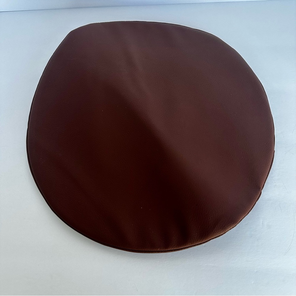 NWOT TFlower Bar Round Faux Leather Coffee Color Brown 13” Inch Slip Seat Cover - Picture 11 of 12